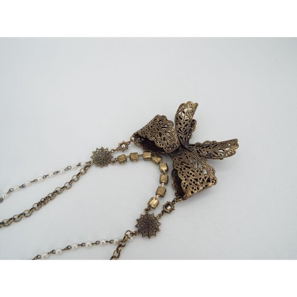 Betsey Johnson Large Bow Pink Crystal Rhinestone Faux Pearl Statement Necklace - Picture 9 of 10